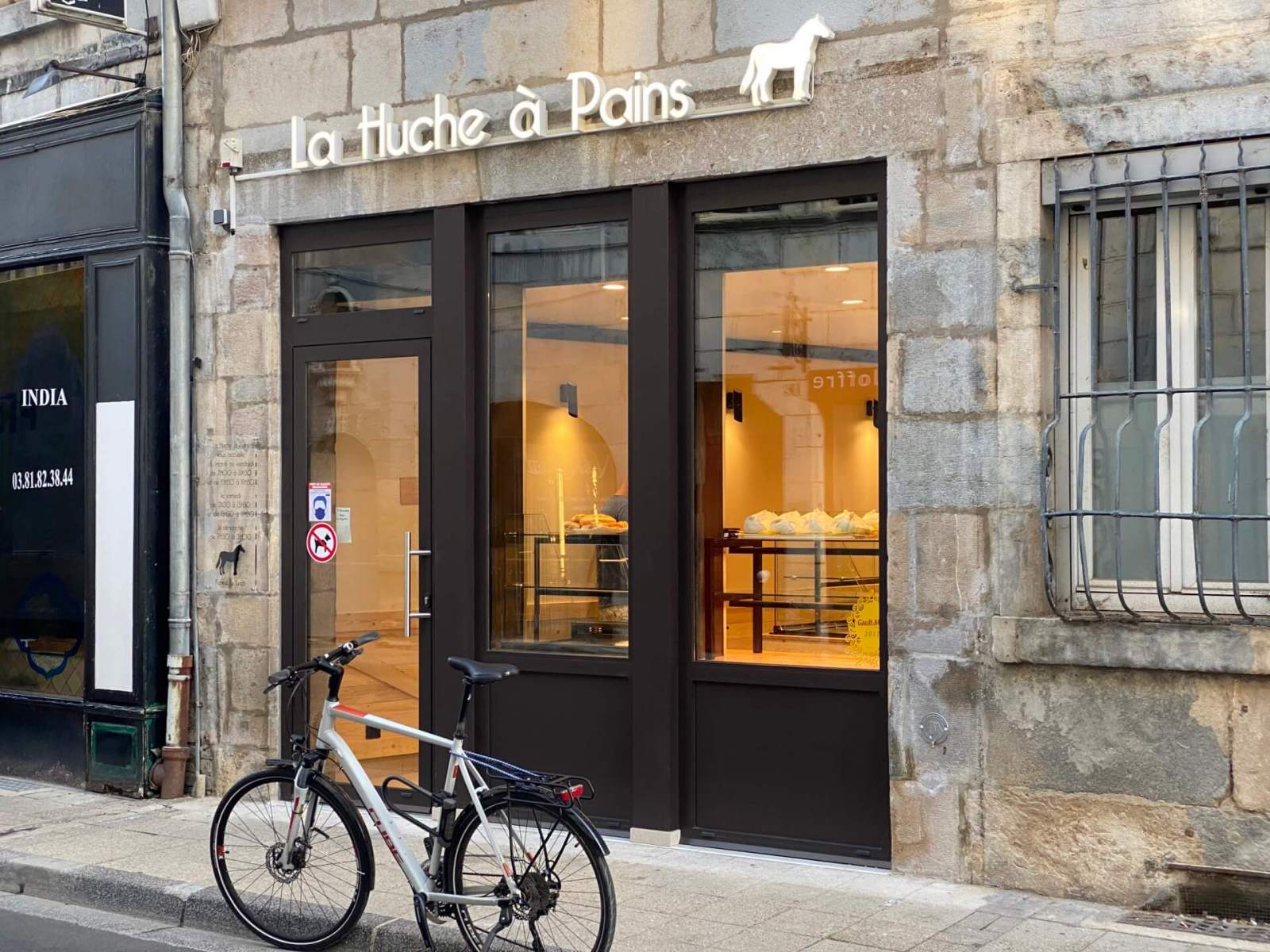 La Huche Au Pain Vaulx En Velin